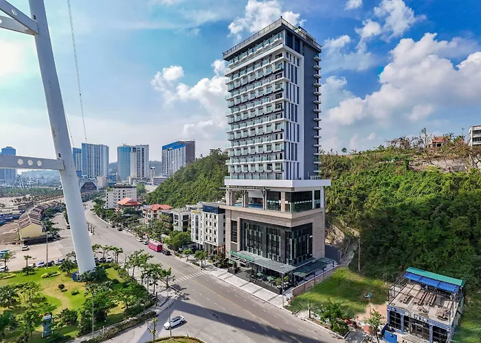 Wyndham Garden Legend Halong